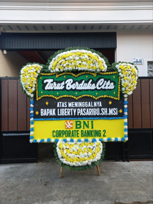 Papan Bunga Duka di Cikoko