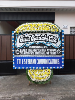 Papan Bunga Duka di Cikoko